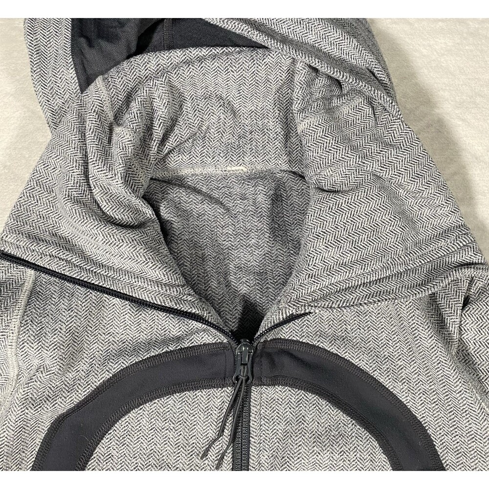 Lululemon Stride Jacket II Women's 6 Gray Herringbone Zip Hoodie Yoga Thumbholes - Picture 3 of 8